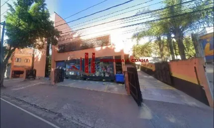 Prédio comercial com Galpão para locação na Av. Salim Farah Maluf!