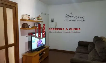 Apartamento com dois dormitórios à venda no Jd. São Paulo