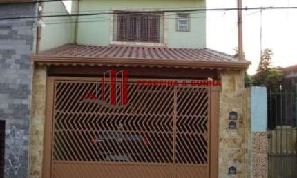 Excelente Casa Assobradada no bairro Vila Medeiros.