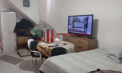 Casa com 2 quartos à venda na Travessa Alcides de Oliveira Lobato, --, Vila Guilherme, São Paulo