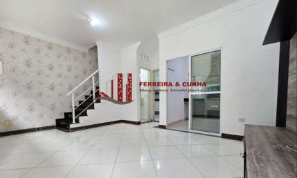 Casa em condomínio fechado com 3 quartos para alugar na Rua Comprida, --, Vila Mazzei, São Paulo