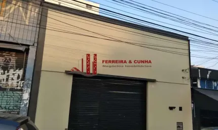 Salão comercial 100m² para locação no bairro Santana.