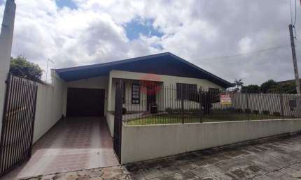 Casa com 320m2 e terreno com 1.016m2 na Vila Bancária, Campo Largo/PR