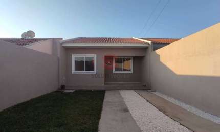 Casa com 02 quartos e amplo espaço de terreno à venda no Jd Iruama em Campo Largo/PR