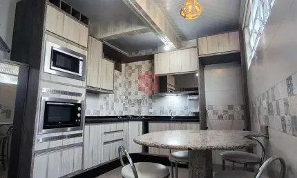 Casa com 3 quartos à venda na Rua Castro Alves, 1111, Vila Bancária, Campo Largo