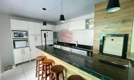 Casa em condomínio, 02 quartos, mobiliada à venda, em Campo Largo/PR