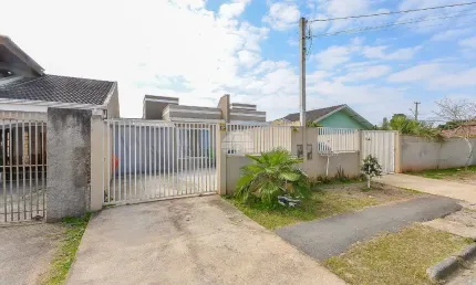 Vendo casa em Colombo Pr. Financia parte do valor. São Gabriel.