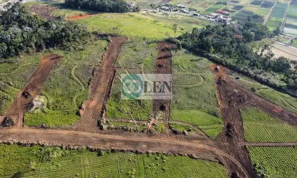 Terreno à venda na Avenida Governador Mario Covas Junior, Portão, Arujá