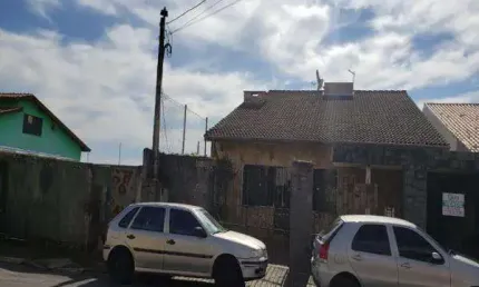 Casa para Venda em Arujá, Jardim Rincão, 4 dormitórios, 1 suíte, 2 banheiros, 3 vagas