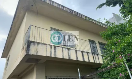 Casa para Venda em Arujá, Arujá Center Ville, 3 dormitórios, 1 suíte, 3 banheiros, 4 vagas