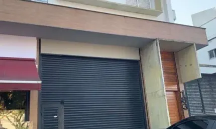 Salão Comercial para Locação em Arujá, Barbosas, 2 banheiros, 1 vaga