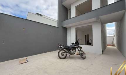 Casa com 2 quartos à venda na Rua Adamastor Augusto, Novo Horizonte, Conselheiro Lafaiete, 81 m2 por R$ 399.000