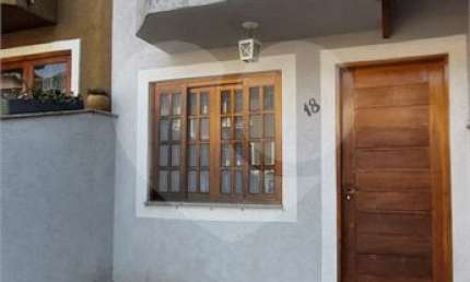 Casa de Condomínio com 2 quartos à venda em Horto Florestal- SP