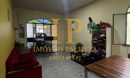 Vende-se Casa, 4 quartos, 2 vagas na garagem e quintal na Cidade Nova