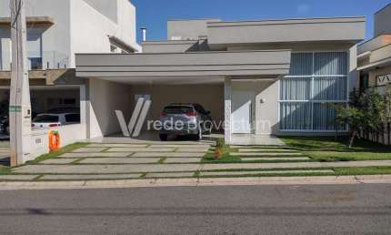 Casa em condomínio fechado com 3 quartos à venda na Rua Ettore Bertoli, 300, Condomínio Villagio di Napoli, Valinhos, 228 m2 por R$ 1.699.000