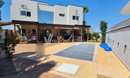 Casa em condomínio fechado com 3 quartos à venda na Rua Carlos Penteado Stevenson, 700, Jardim Nova Suíça, Valinhos, 279 m2 por R$ 1.910.000