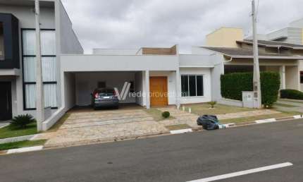 Casa em condomínio fechado com 3 quartos à venda na Rua João Previtale, 2810, Condomínio Le Village, Valinhos, 195 m2 por R$ 1.280.000