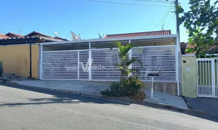 Casa com 3 quartos à venda na Rosana Aparecida Crisóstomo Ferian, 115, Jardim São Marcos, Valinhos, 147 m2 por R$ 681.000