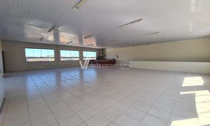 Prédio à venda na Rua Campos Salles, 2557, Vila Faustina II, Valinhos, 511 m2 por R$ 1.700.000