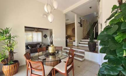 Casa em condomínio fechado com 3 quartos à venda na Rua João Previtalle, 2780, Condomínio Residencial Terras do Caribe, Valinhos, 307 m2 por R$ 1.650.000