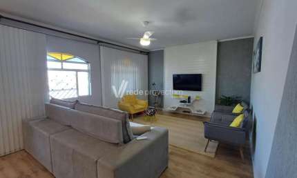 Casa com 3 quartos à venda na Rua Monsenhor Antônio Mariano da Silva Camargo, 247, Jardim Carlos Lourenço, Campinas, 220 m2 por R$ 583.000