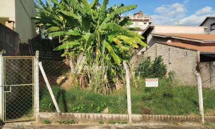 Terreno à venda na Carlos Alberto Bianchin, 434, Jardim das Palmeiras, Valinhos por R$ 290.000