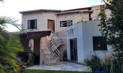 Casa com 5 quartos à venda na Rua Carlos Lando, 13, Vila Moletta, Valinhos, 294 m2 por R$ 1.000.000