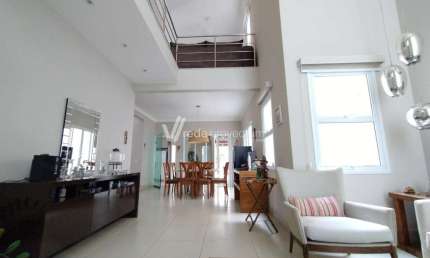 Casa em condomínio fechado com 3 quartos à venda na Rua Elso Previtale, 645, Vivenda das Cerejeiras, Valinhos, 234 m2 por R$ 1.600.000