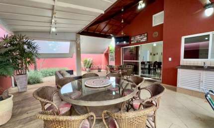 Casa em condomínio fechado com 2 quartos à venda na Estrada Municipal do Capuava, 401, Condomínio Residencial Terras do Oriente, Valinhos, 208 m2 por R$ 1.180.000