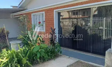 Casa com 2 quartos à venda na Rua Alexandre Humberto Moletta, 256, Jardim Pinheiros, Valinhos, 154 m2 por R$ 690.000