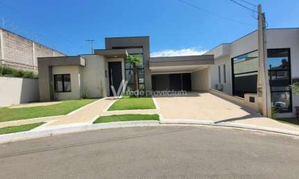 Casa em condomínio fechado com 3 quartos à venda na Rua João Ubiali, 588, Chácaras Silvania, Valinhos, 200 m2 por R$ 1.930.000
