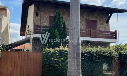 Casa com 5 quartos à venda na Rua dos Japoneses, 229, Parque Nova Suíça, Valinhos, 559 m2 por R$ 2.200.000