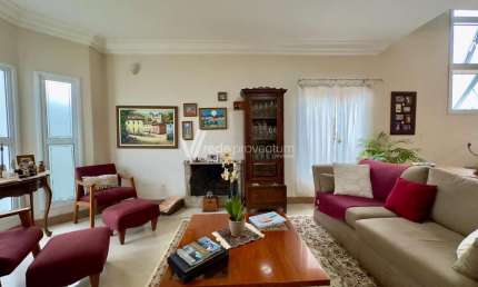 Casa em condomínio fechado com 5 quartos à venda na Estrada Municipal do Capuava, 401, Condomínio Residencial Terras do Oriente, Valinhos, 249 m2 por R$ 1.400.000