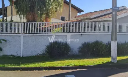 Casa com 3 quartos para alugar no Loteamento Residencial Nova Itália, Valinhos , 250 m2 por R$ 4.630