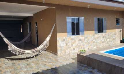 Casa para Venda em Guaratuba, Piçarras, 3 dormitórios, 1 suíte, 2 banheiros, 3 vagas