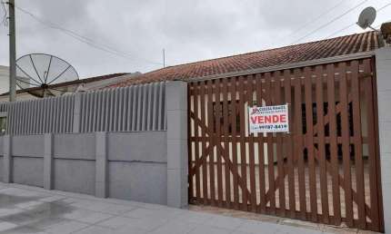 Casa para Venda em Guaratuba, Cohapar, 3 dormitórios, 1 suíte, 2 banheiros, 4 vagas