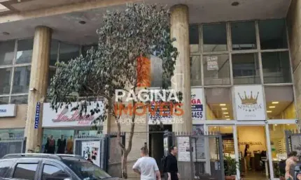 Página 1 Imóveis anuncia excelente opção de apartamento de 02 dormitórios e 02 banheiros no Condomínio Duque em Porto Alegre. - AP267