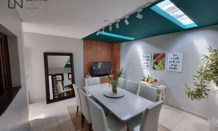 Casa com 3 dormitórios à venda, 114 m² por R$ 650.000,00 - Vila Vitória - Mogi das Cruzes/SP