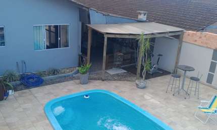 Casa com 2 quartos à venda na Rua Fátima Aparecida Francener Luis, 76, Paranaguamirim, Joinville