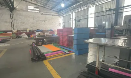 Barracão / Galpão / Depósito com 3 salas à venda na Rua Quatá, 3333, Vila Palmares, Santo André