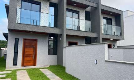 Sobrados com 03 dormitórios a venda - Jardim Rio Vermelho
