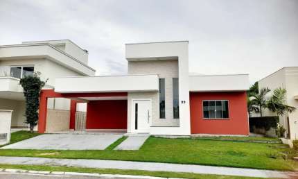 OPORTUNIDADE IMPERDÍVEL – Casa Linda em Condomínio Fechado no Norte da Ilha!