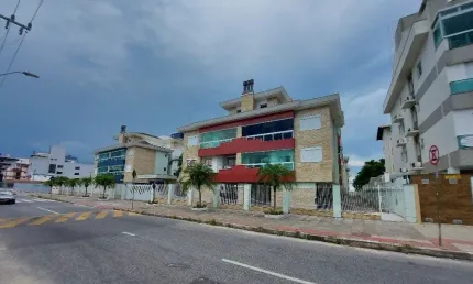 Apartamento a Venda no Centrinho dos Ingleses com 02 dormitórios sendo 01 Suite.