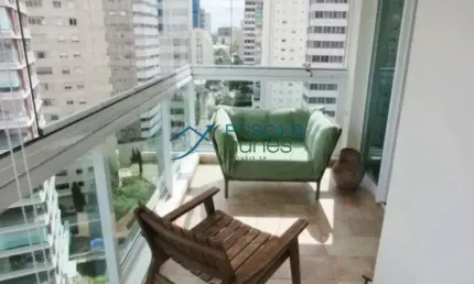 Apartamento  paraíso andar alto com varanda e vista