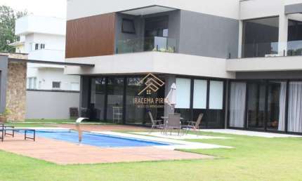 Casa de Alto Padrão a venda no Condomínio Residencial Terra Caxambu, em Jundiaí - SP