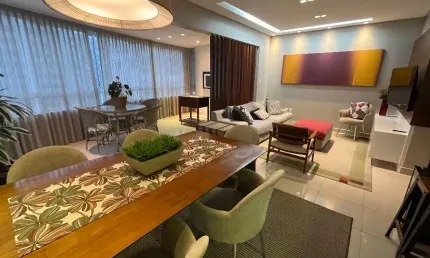 Ótimo apartamento de 3 dormitórios a 200 metros da Praia