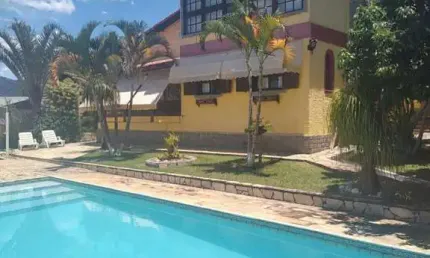 Casas 5 Quartos ou + para Venda, Centro, 5 dormitórios, 2 suítes, 5 banheiros, 2 vagas