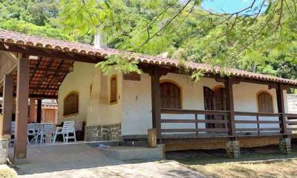 Casa 4 dormitórios ou + para Venda em Miguel Pereira, Estância Aleluia, 5 dormitórios, 3 suítes, 2 banheiros, 2 vagas