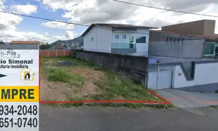 Terreno à venda na Ipê, 287, Colina de Laranjeiras, Serra por R$ 440.000