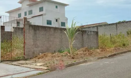 Terreno à venda na Macanaíba, 26, Colina de Laranjeiras, Serra por R$ 450.000